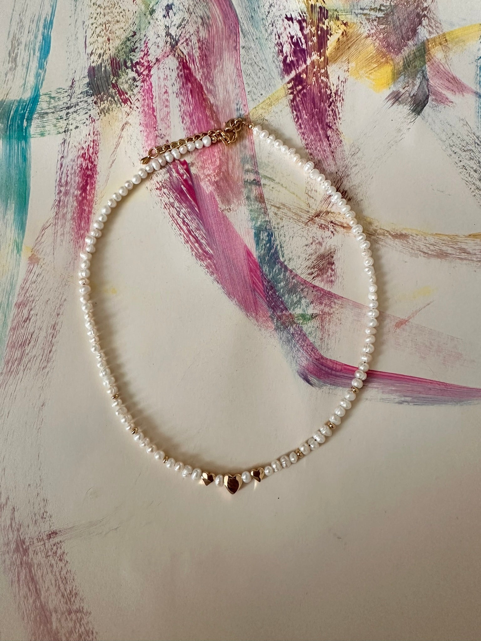 Slim pearl necklace